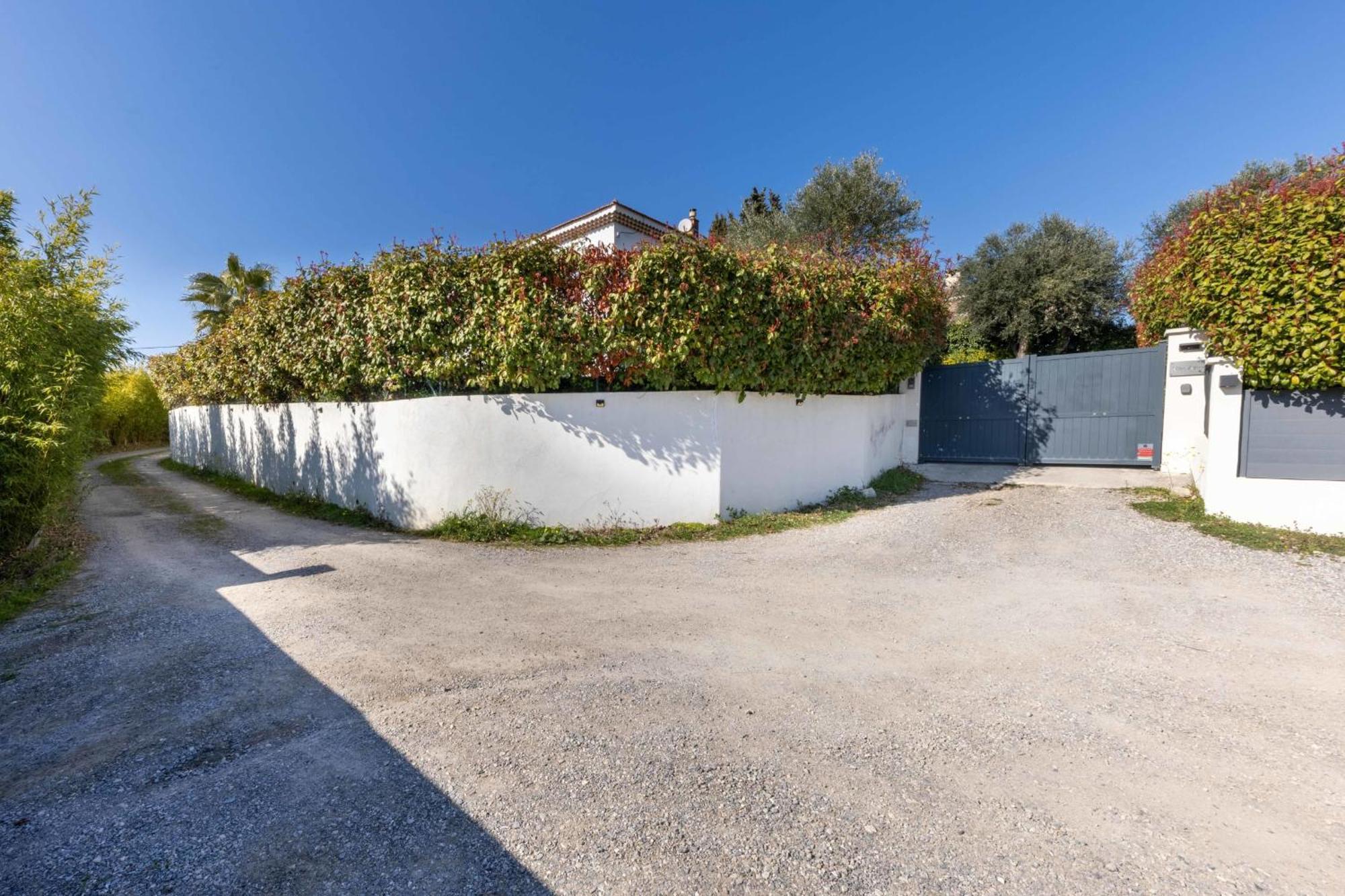 Villa Beautiful - Garden - Pool - Sea View Nice
