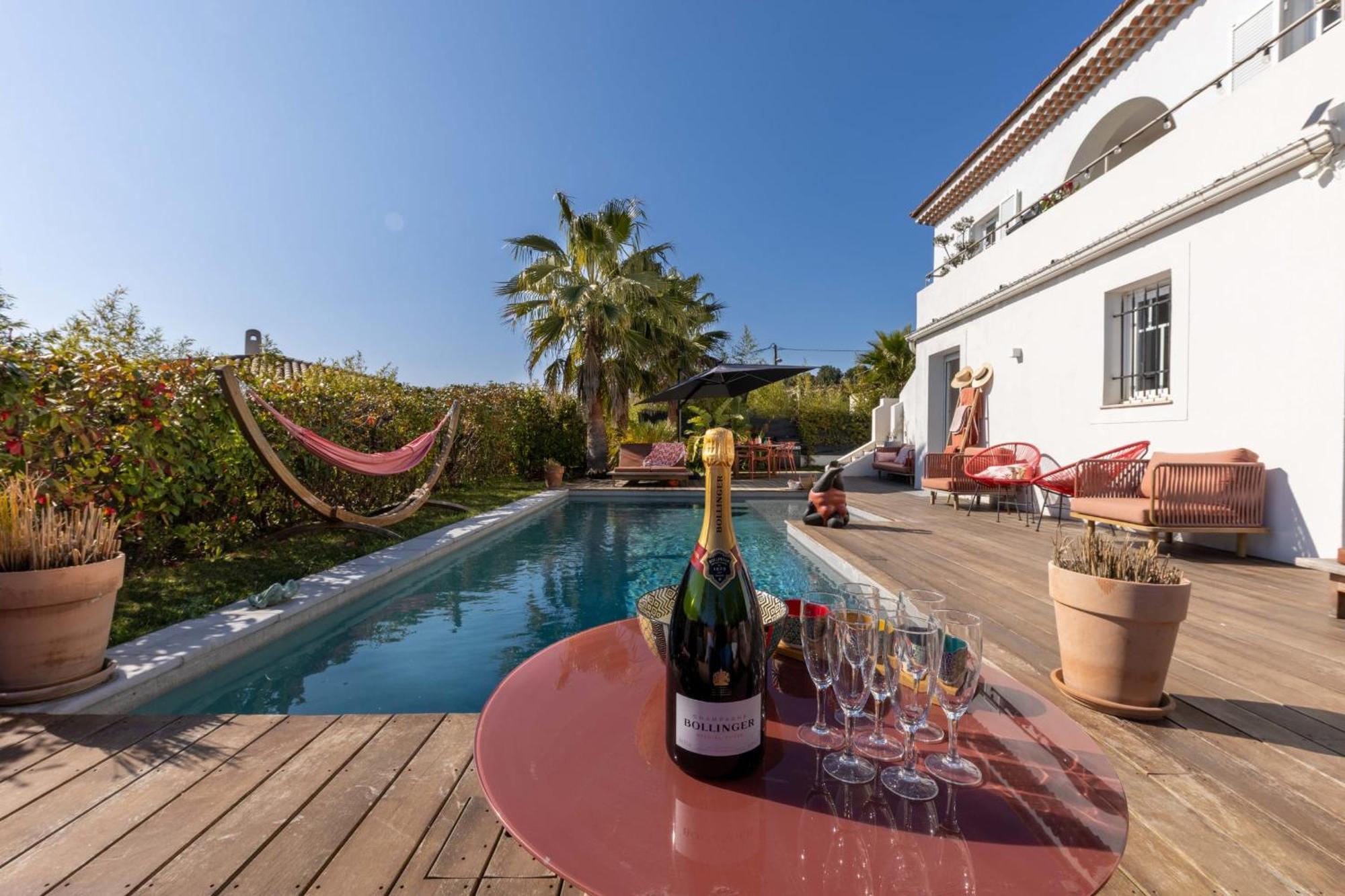 Beautiful - Garden - Pool - Sea View Villa Nice