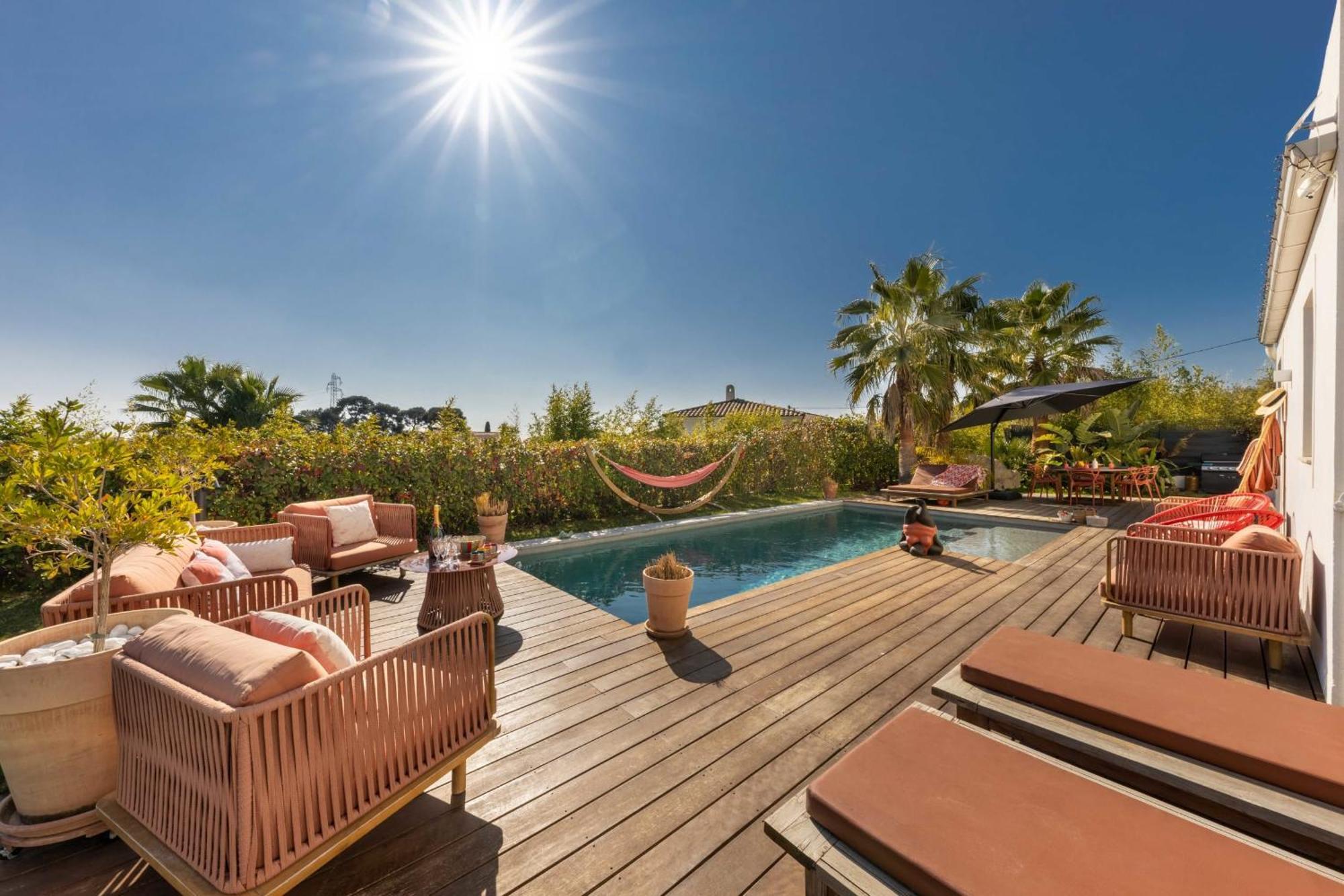 Villa Beautiful - Garden - Pool - Sea View